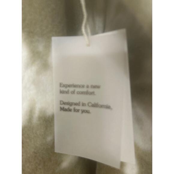 FEAT NWT Latte Tie Dye  Blanket Blend Crew Neck Sweatshirt Size Large - Picture 10 of 13